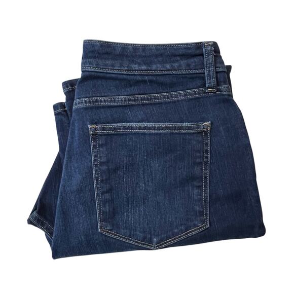 St. John’s Bay Women’s Bootcut Jeans Size 12 Dark Wash Stretch Denim - Picture 9 of 9